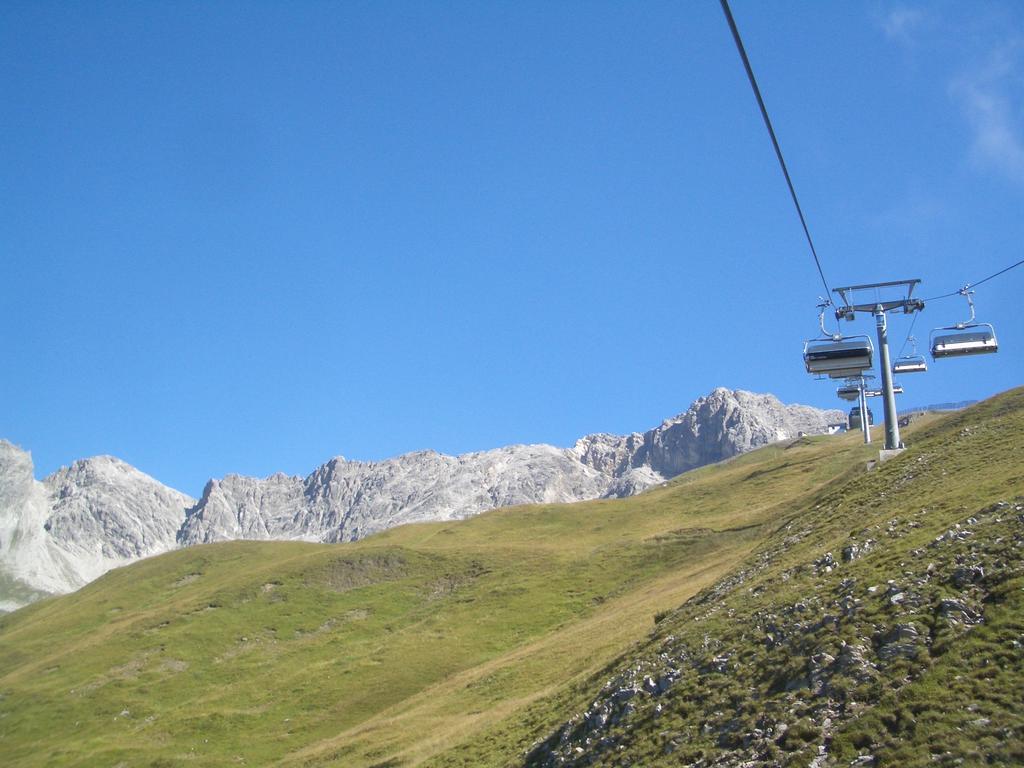 Haus Untergand Daire Sankt Anton am Arlberg Dış mekan fotoğraf