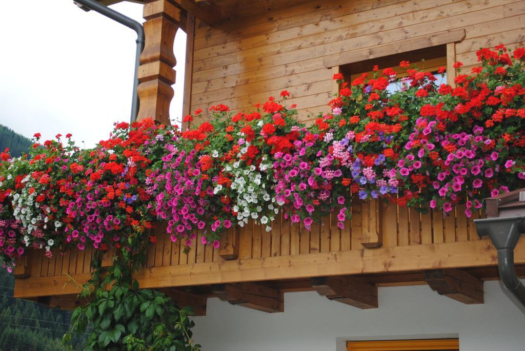 Haus Untergand Daire Sankt Anton am Arlberg Dış mekan fotoğraf